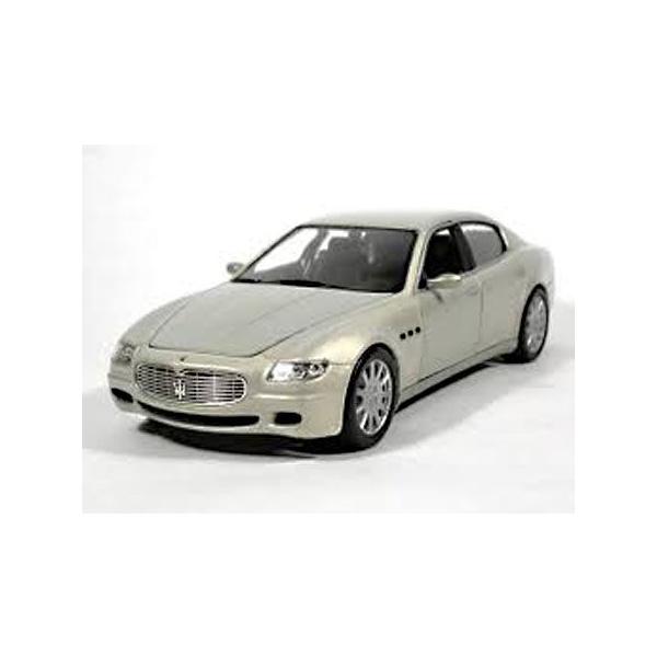 Hot Wheels マセラティ クアトロポルテ シャンパンシルバー 1/18