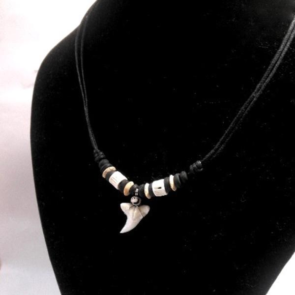 鮫の歯 サメの歯 ネックレス シャークトゥース チョーカー 鮫