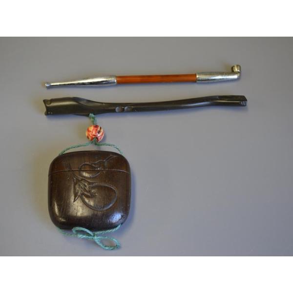 【山田】希少 とんこつ1つ提げたばこ入れ 瘤木 山田様専用】希少 とんこつ1つ提げたばこ入れ 瘤木