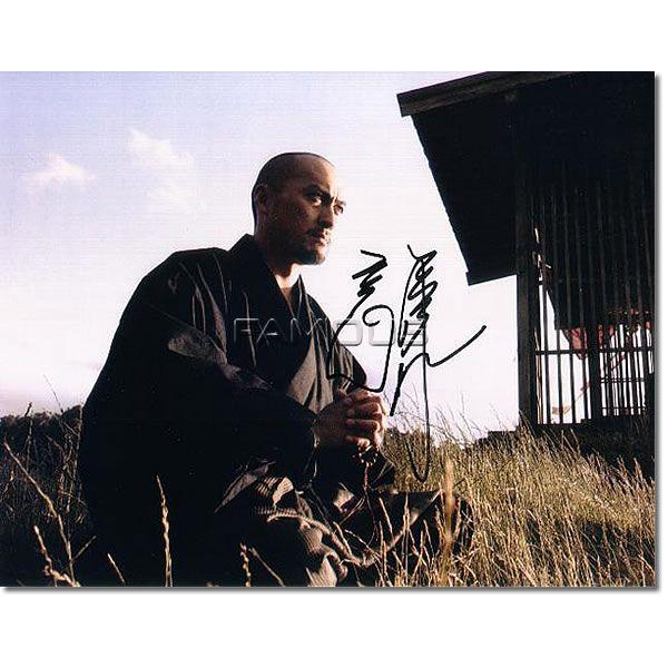 男性タレント最新直筆サイン写真まとめ 専用ページ メンバー9人の直筆サイン入り！NiziUのチェキ写真を抽選で3名