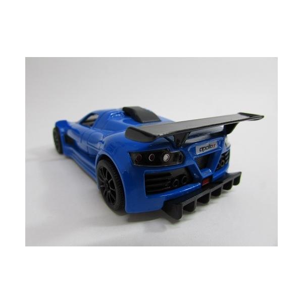 KINSMART Gumpert apollo sport 1/46 ダイキャストミニカー ...