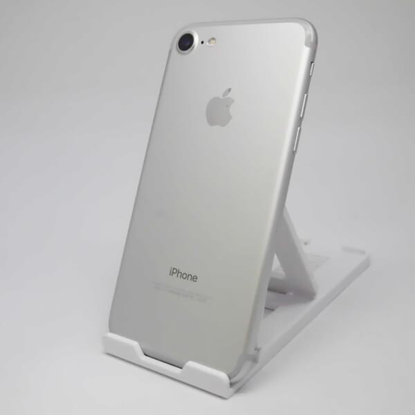 即納可】【Cランク】 iPhone 7 128GB SIMフリー 白ロム 5色展開【中古