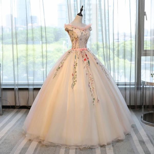 【新品】カラードレス　演奏会ドレス　カラオケドレス　ステージドレス　衣装　結婚式