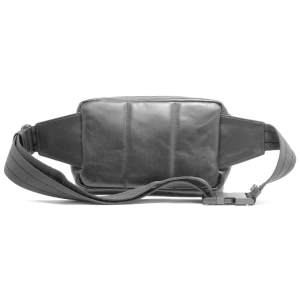 ボッテガヴェネタボディバッグ BOTTEGA VENETA（ボッテガ・ヴェネタ） ショルダーバッグ CASSETTE