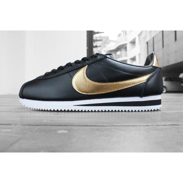 日本未発売 NIKE CLASSIC CORTEZ - スニーカー