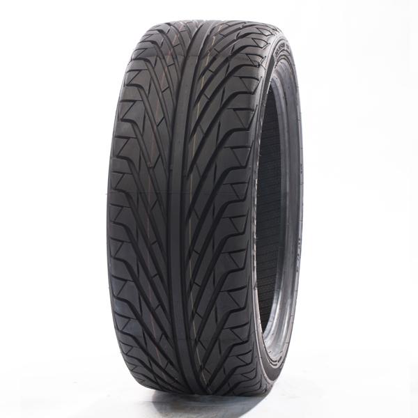送料無料】新品 激安 215/35R19 4本総額18,440円 トライアングル 