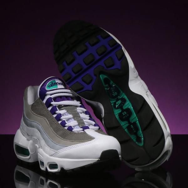 Nike wmns air max 95 white/court purple-emerald top green