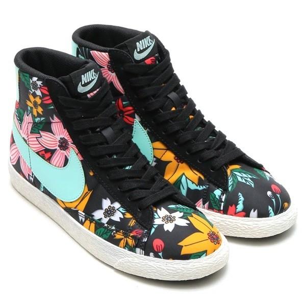 NIKE WMNS BLAZER MID TEXTILE PRINT ナイキ