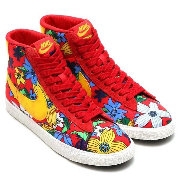 NIKE WMNS BLAZER MID TEXTILE PRINT ナイキ