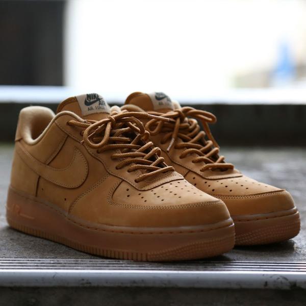 NIKE AIR FORCE 1 07 WB FLAX FLAX GUM LIGHT BROWN OUTDOOR GREEN