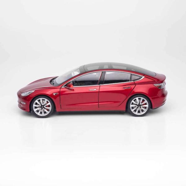 Tesla Model 3 1:18スケールダイキャスト 自動車 Tesla Model 3