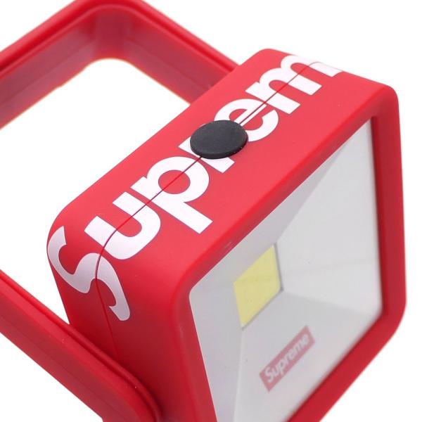 Supreme Magnetic Kickstand Light赤