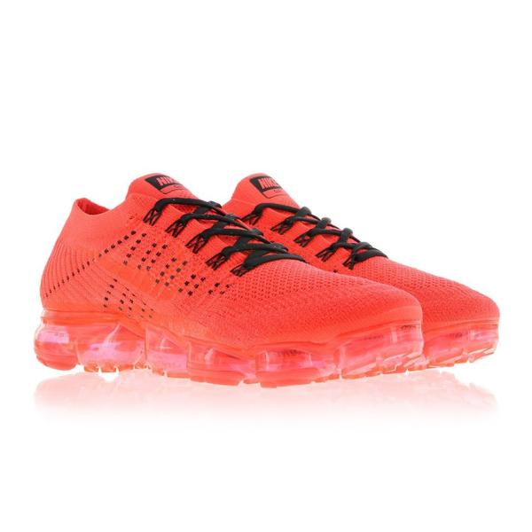 Vapormax clot hotsell bright crimson