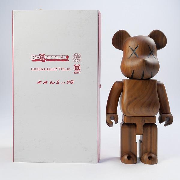 KAWS ×MEDICOM TOY×カリモクBE@RBRICK WORLD WIDE TOUR NYC開催記念