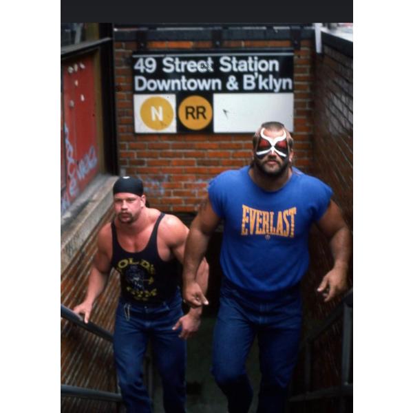 暴走戦士” ロード・ウォリアーズ Tシャツ「THE ROAD WARRIORS Est.1983