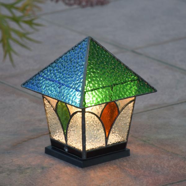 ガーデンライト ランタン 4 屋外用 防雨タイプ ステンドグラス