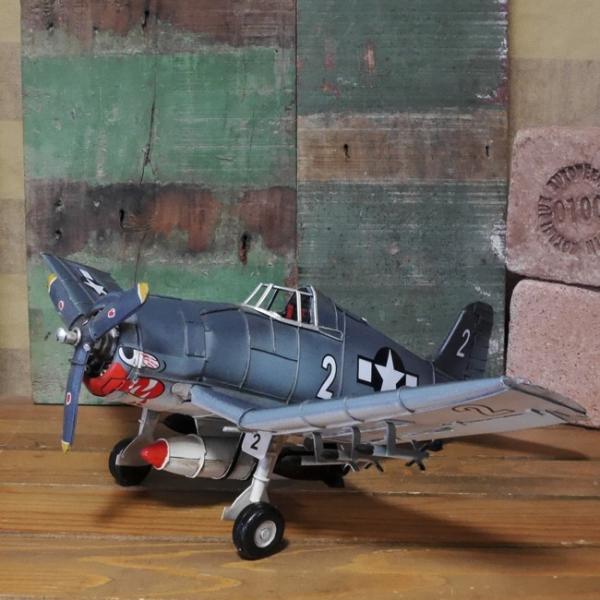 ブリキのおもちゃ飛行機戦闘機ヘルキャットモデルfighter /【Buyee