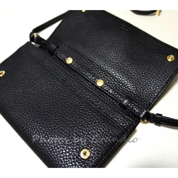 日本未入荷![希少♪]PRADA プラダ ショルダーウォレット長財布