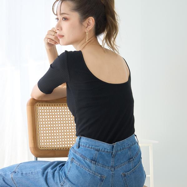 状態悪いですd.i.a.フード付き背中あき半袖トップス希望通りの最終の値下げです SALE 背中あき トップス 半袖 背中あき トップス バックオープン