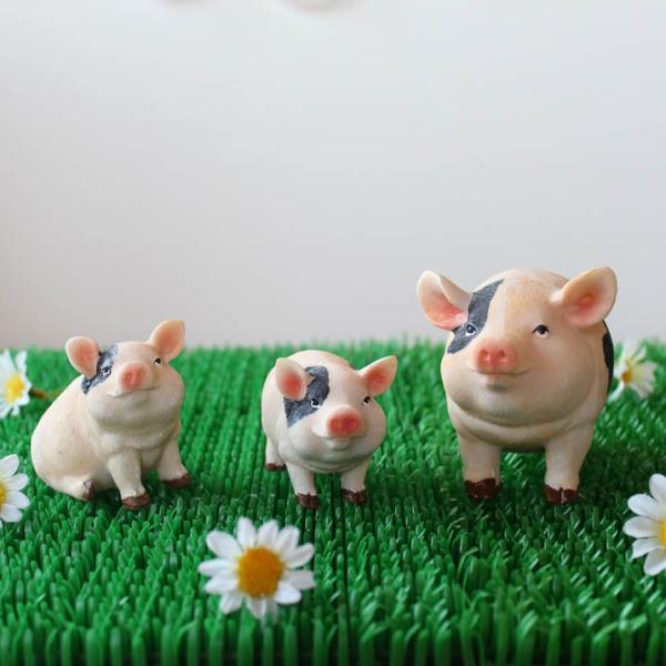 リアルな子豚ちゃん　オブジェ 樹脂 立ち上がる子豚 Standing Piglet FRPアートオブジェ【商品番号