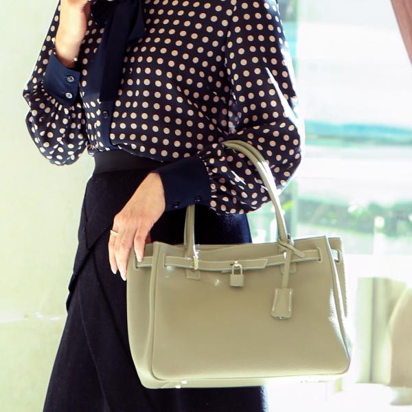 美品 HAMANO ハマノ 皇室御用達 ミ－ティアシリーズ　 ハンドバッグ 美品 皇室御用達 傳濱野 ハマノ ミーティア カデナ ハンドバッグ