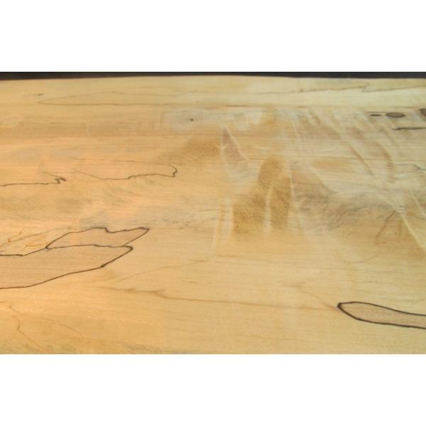 栃老木ちぢみ杢スポルテッドポリウレタン仕上げくり抜き飾り箱 - 工芸品