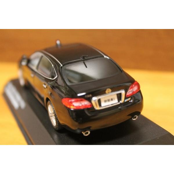 警察本部幹部指揮車両日産シーマミニカーレイズ1/43