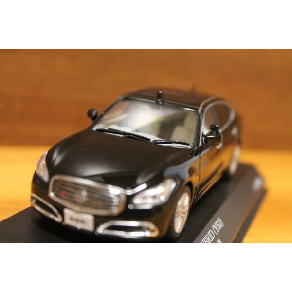 警察本部幹部指揮車両日産シーマミニカーレイズ1/43