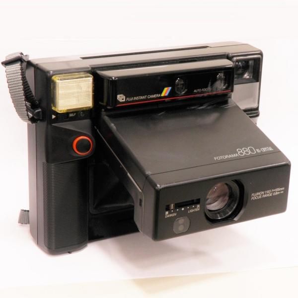 現状品 富士フィルム インスタントカメラ FOTORAMA 880 Hi-CRYSTAL