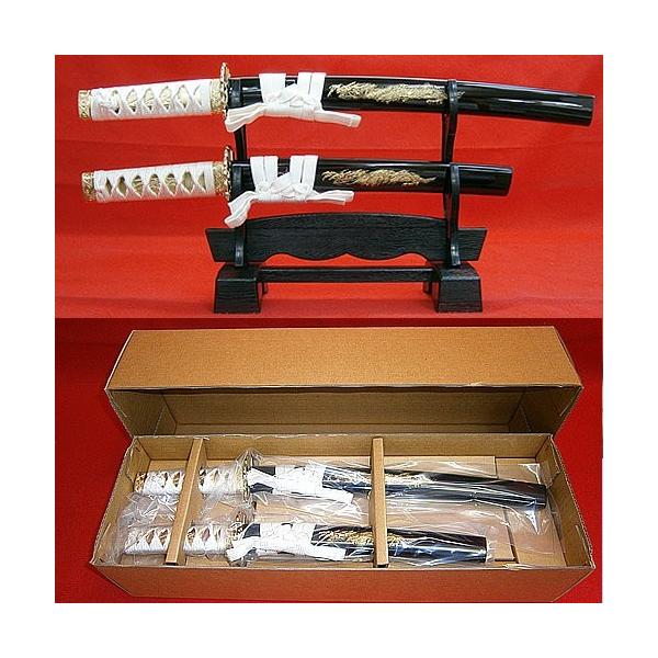 日本刀　模造刀　台付き　2本セット 模造刀二本セット台付き