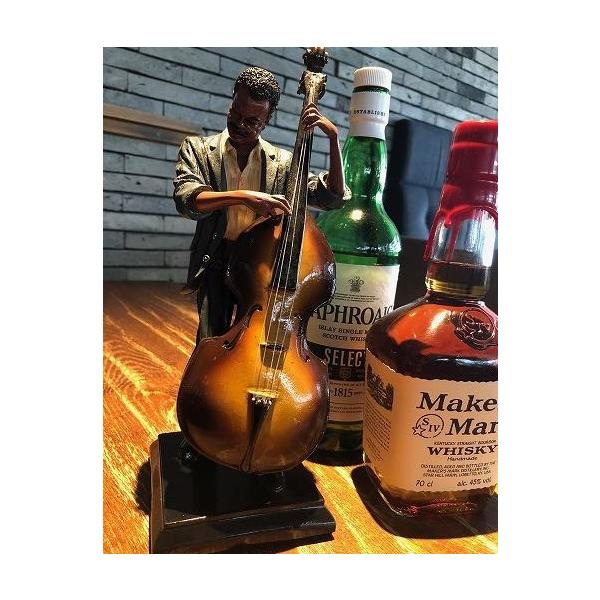 ジャズ フィギュア 人形 ミュージシャン ベース ベーシスト 置物