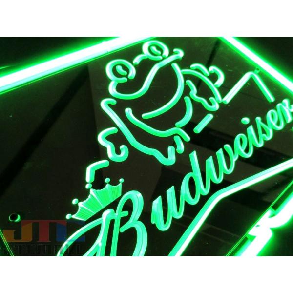 特大3Dネオン看板はメーカーの生産終了に伴い、今ある在庫限りで販売