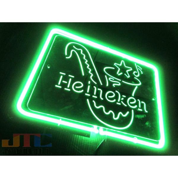 特大3Dネオン看板はメーカーの生産終了に伴い、今ある在庫限りで販売