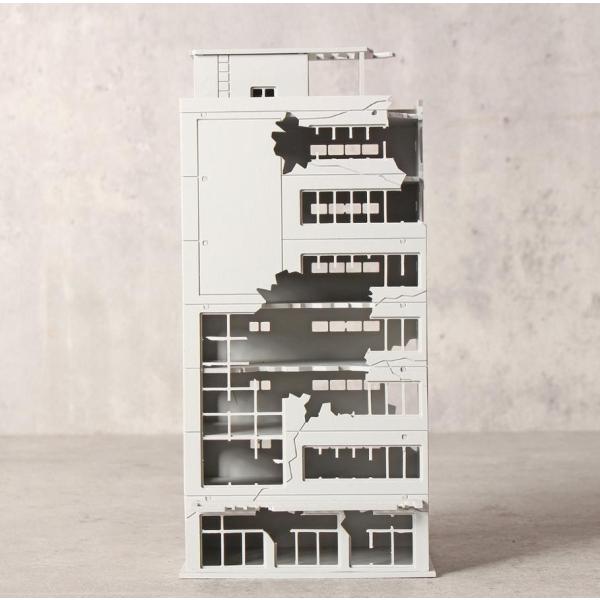 ジオラマ 鉄道模型 建物 廃墟ビル 組み立て 未完成品 1/150 N