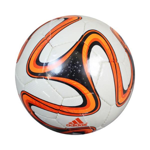 サッカーボール アディダス ブラズーカ 5号球 brazuca 公式球