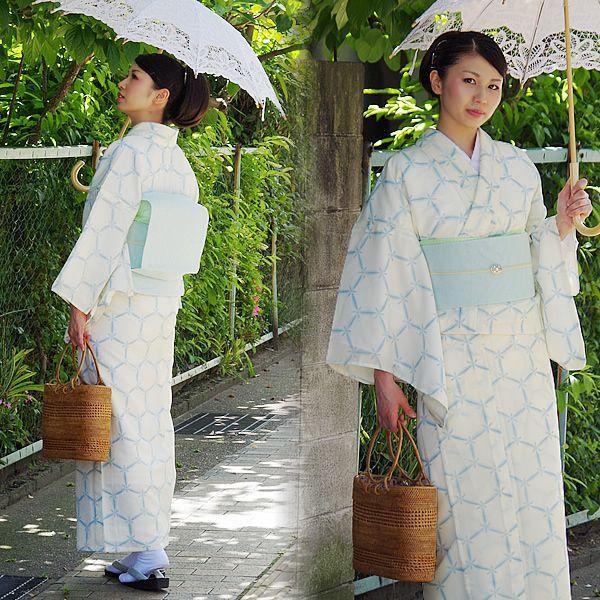 洗える着物　夏着物　小紋　紗　吉祥色紙合わせ Amazon.co.jp: 品 ！夏着物 絽 小紋 洗える着物 さんび誂製 舞花