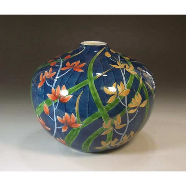 有田焼　藤井錦彩　伝統工芸作家　染錦花絵　花瓶　花入り 有田焼 染錦金彩鴛鴦花絵花瓶｜陶芸作家 藤井錦彩 作 : 有田焼