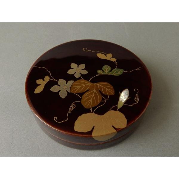 茶道具　夕顔蒔絵松溜香合　道場　宗廣造 夕顔蒔絵松溜香合 道場 宗廣造 | 茶の湯道具 茶遊庵 悠