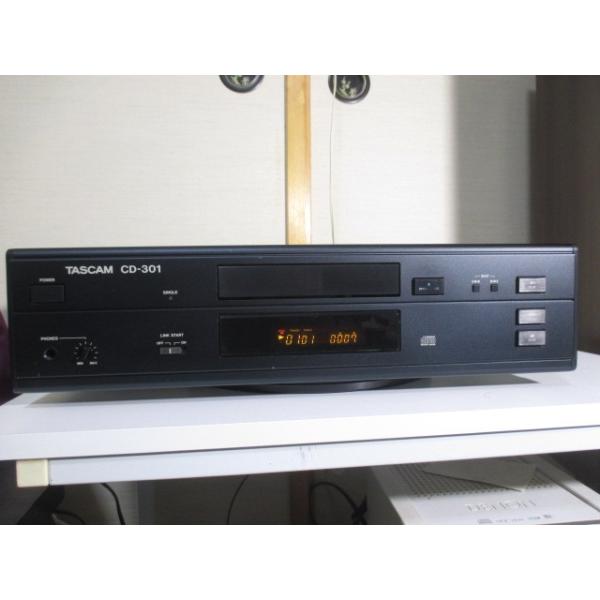 TASCAM CD-301 〓 業務用タスカムのCDプレーヤー上位機種