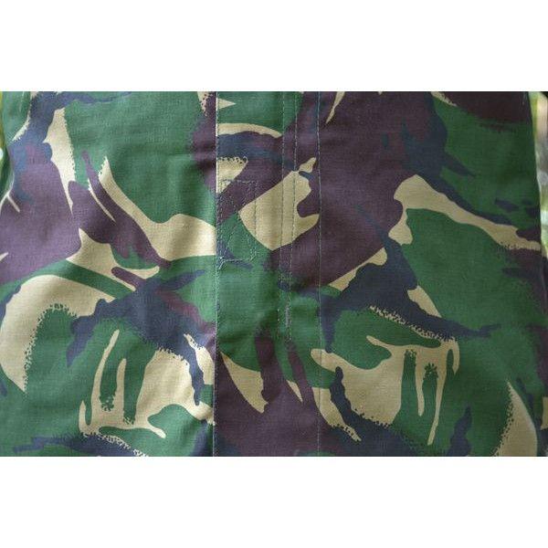 円高還元 い出のひと時に、とびきりのおしゃれを！ 英国軍迷彩服