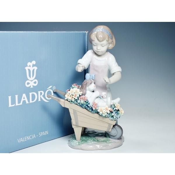 Lladro リヤドロ/リアドロ9133 おさんぽしようね25cm 陶花犬少女