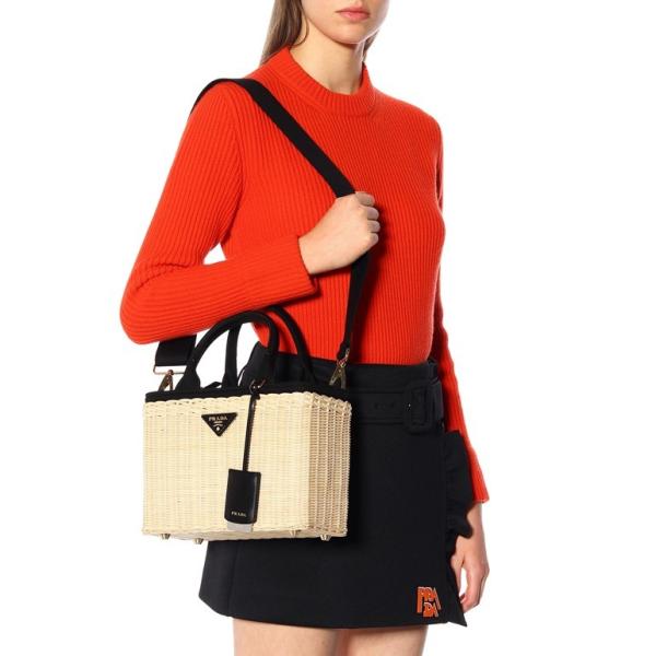 【レア】PRADA レッド バケツバッグ かごバッグ　赤 Amazon | [プラダ]ハンドバッグ ショルダーバッグ カナパ