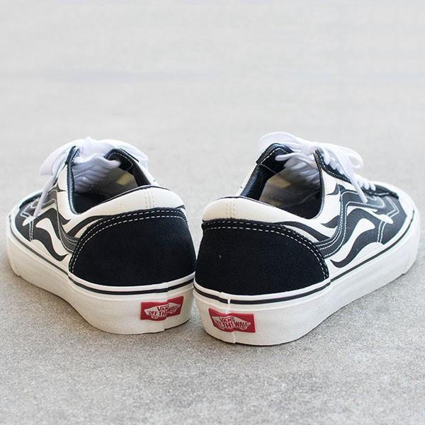 VANS バンズ UA STYLE 36SF ローカットスニーカー BLACK FLAME