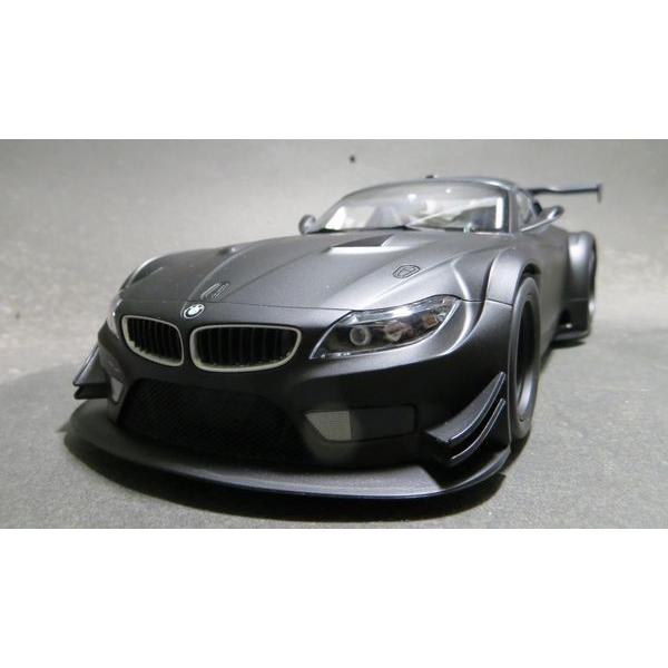 ミニチャンプス1/18 BMW Z4 GT3 2012 ストリートバージョン (マット 