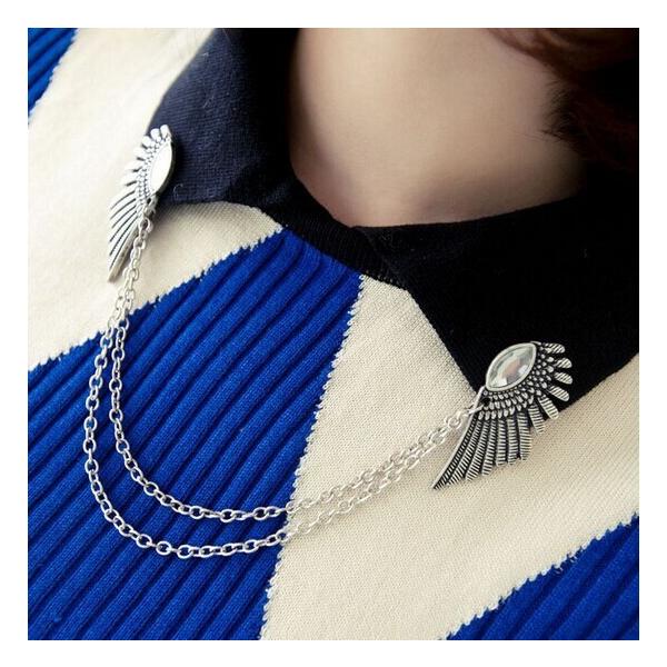 【シックに決まる♪】CHANEL レザーチェーン ブローチ 男女兼用 CHANEL シャネル ブローチ ココマーク チェーンモチーフ B19P