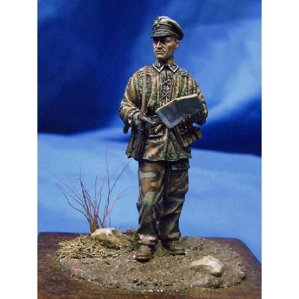 ドイツ軍 武装親衛隊 下士官（迷彩スモック） German SS NCO (camouflage smock) 1/35 /【Buyee】