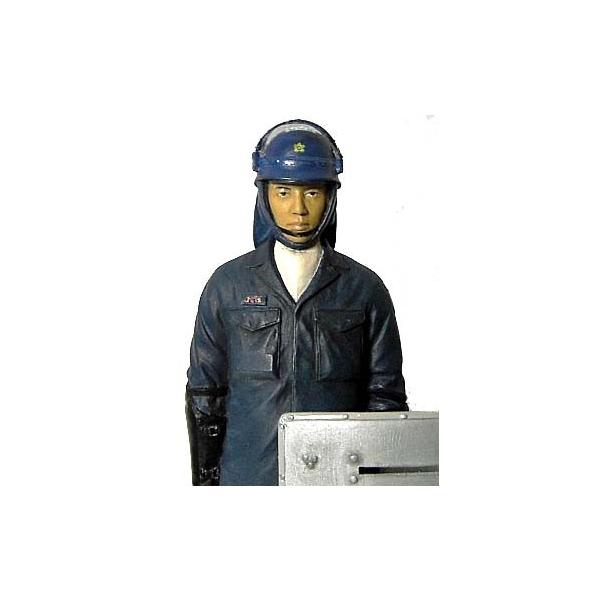 警視庁機動隊 隊員(旧装備)(※パッケージ/説明書なし) Tokyo Metropolitan Police Department Riot  Police Unit(*No package) 1/16【セール対象外】[IM16003K] /【Buyee】 Buyee - Japanese  Proxy Service | Buy from Japan!