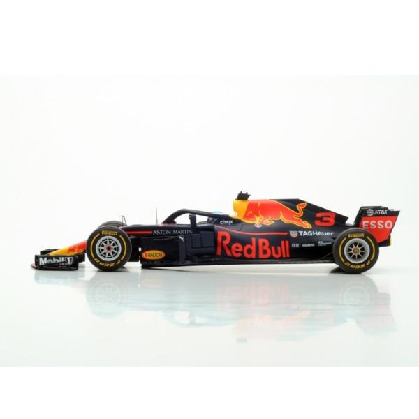 Spark 1/18 (18S347) Red Bull Racing-TAG Heuer #3 Winner Chinese GP