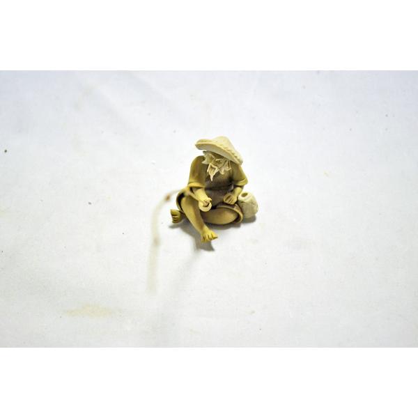店長お薦め 中国美術 釣仙人（大） 竹竿付 本体高4．0cm 添配 添景