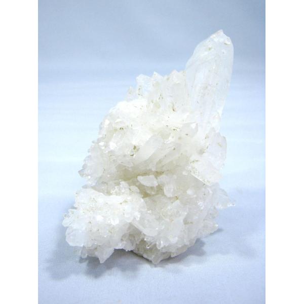 ロシア　ダルネゴルスク産水晶クラスターNo1237 ロシア・ダルネゴルスク産 「水晶クラスター レインボー(虹)入り」 約